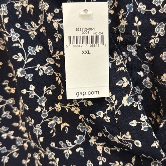 GAP - long sleeved rayon blouse.  NWT. XXL. - Picture 3 of 5
